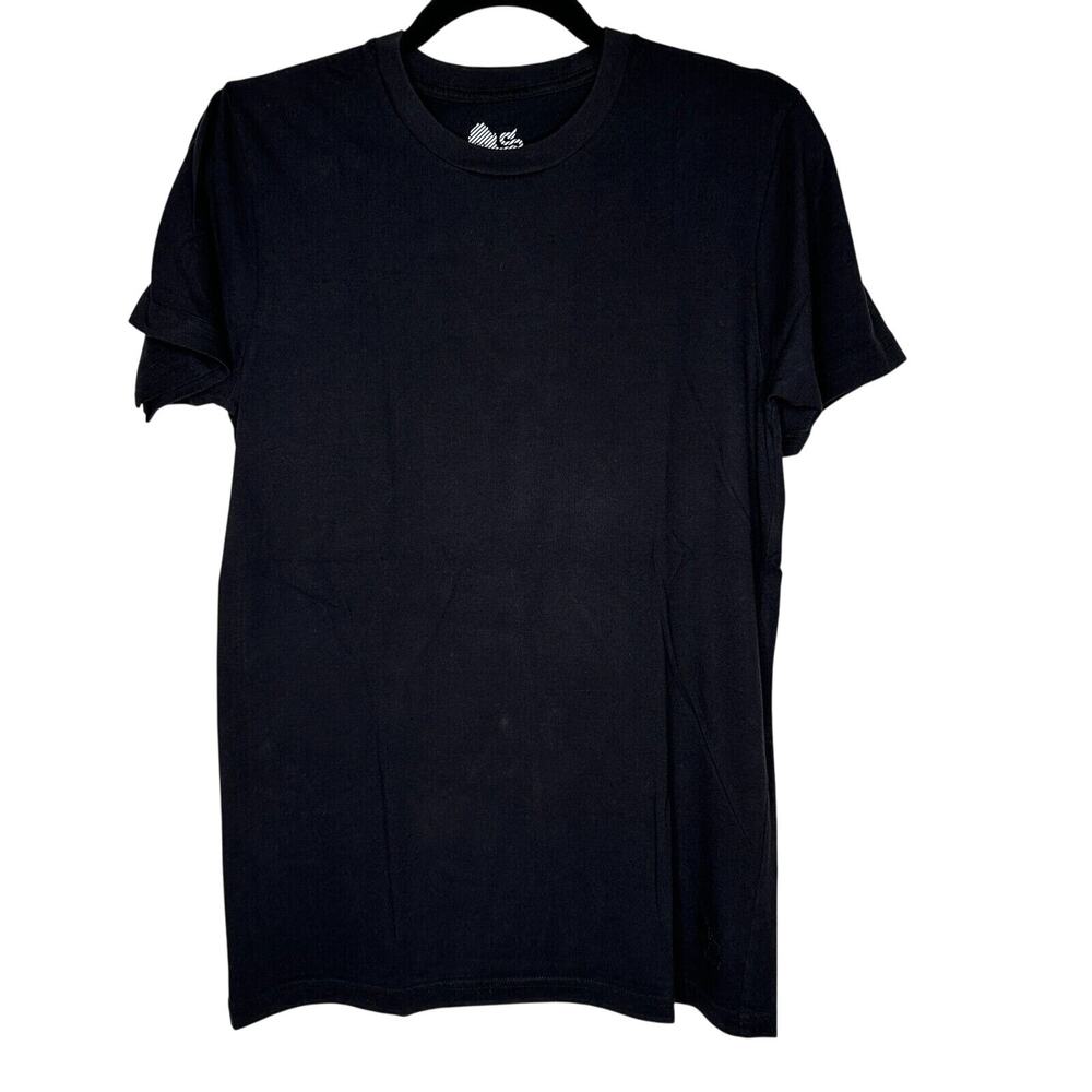 Singhalife Solid Black Short Sleeve Round Neck Tee Embroidered Logo Med